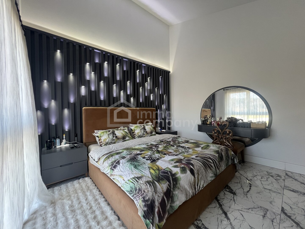 Exklusives Haus + eine Wohnung – Foto 5