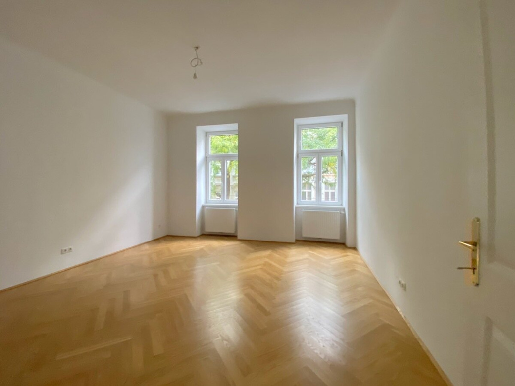 ERSTBEZUG im CHARMANTEN ALTBAU, U3 NÄHE! – Foto 1