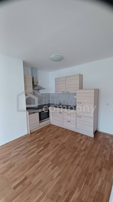 Vermietete 2-Zimmer-Eigentumswohnung mit Parkplatz und Kellerabteil – Foto 1