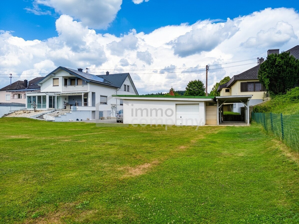 Modernes Einfamilienhaus in Kemeten: 8 Zimmer, Garten, Terrasse, 2 Garagen – Top! – Foto 3