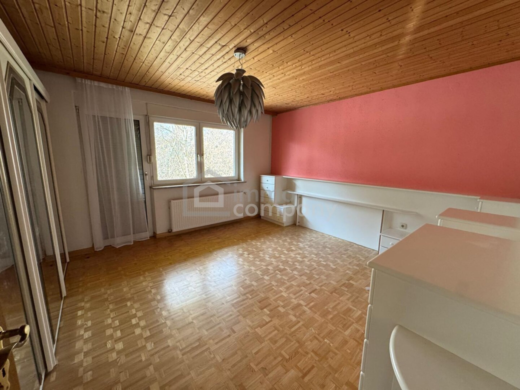 Großzügige Wohnhaus in Zeltweg – 299 m² Wohnfläche, eigener Wellnessbereich, Pool & vielfältige Nutzungsmöglichkeiten – Foto 11