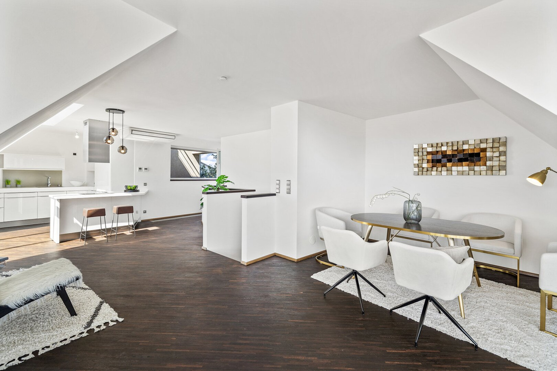 Exklusive Dachgeschoss-Maisonette mit Terrassen & 360° Panoramablick – Foto 6