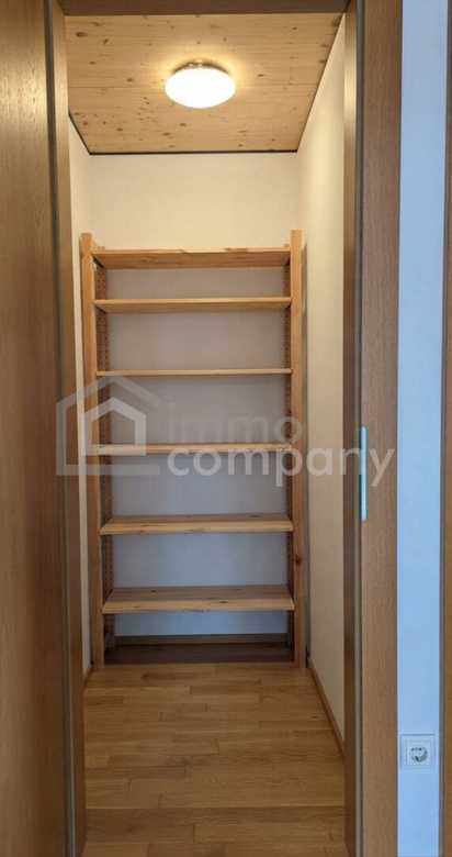 Exklusive 119m² Loft-Dachbodenwohnung mit Lift, Panoramablick & Parkplatz – Foto 12