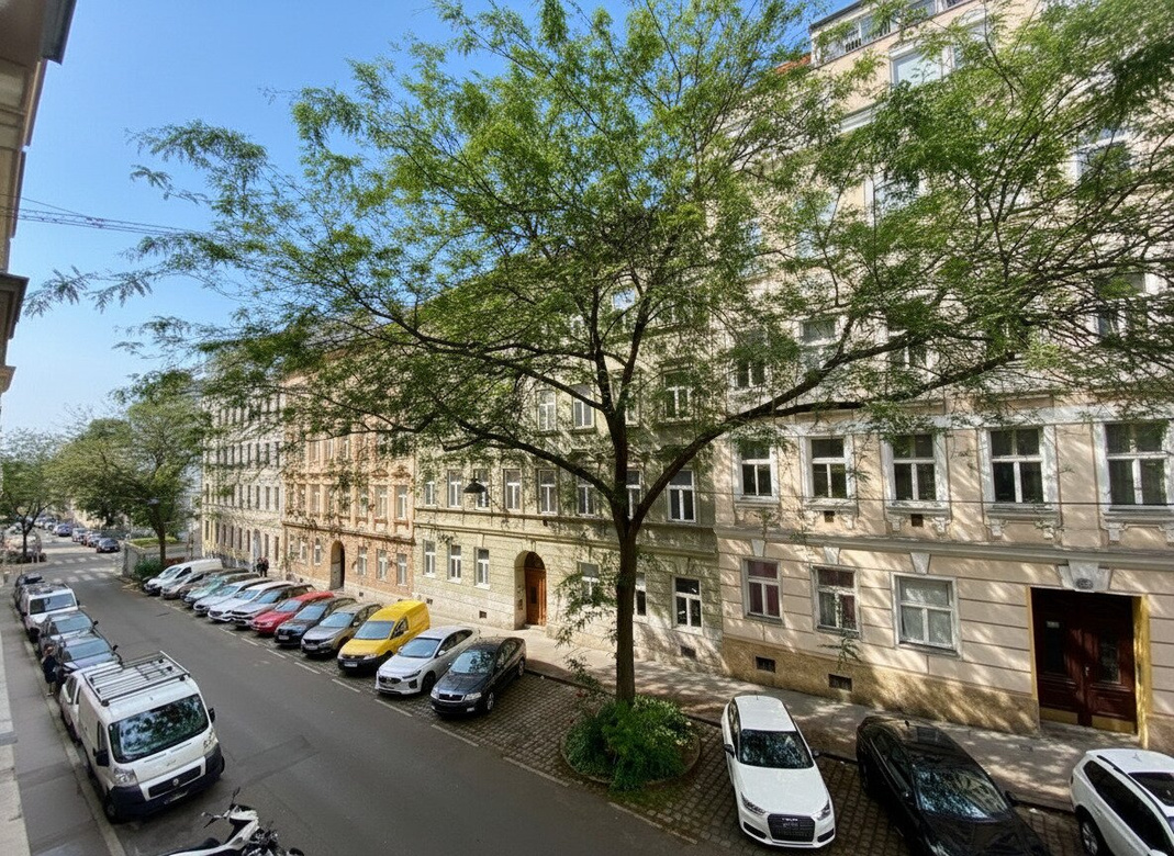 ERSTBEZUG im CHARMANTEN ALTBAU, U3 NÄHE! – Foto 2