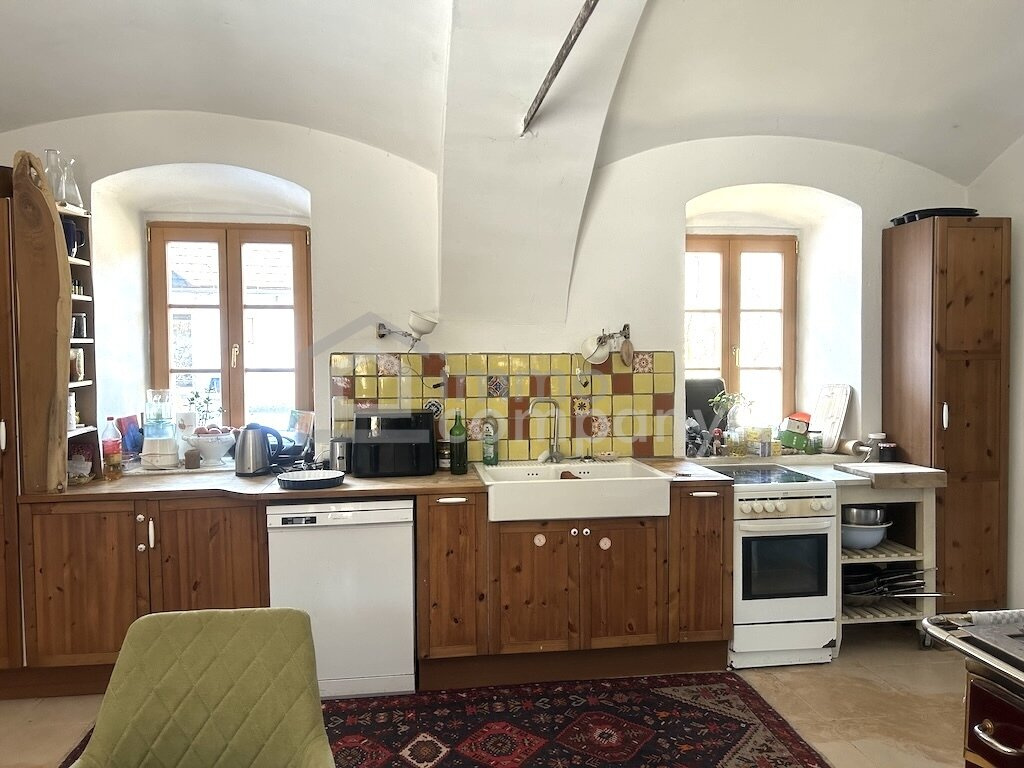Historischer Dreiseithof mit schönen Gewölbedecken sucht neue Eigentümer – Foto 10