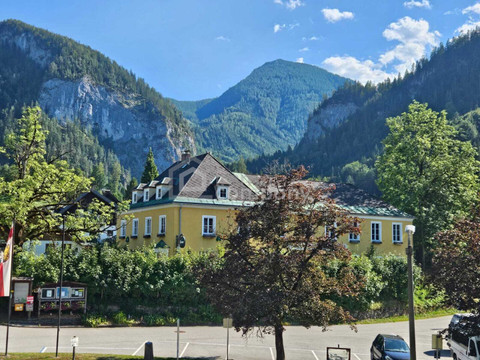 Seltene Gelegenheit in der beliebten Pyhrn-Priel-Region – Ehemaliges Gasthaus mit außergewöhnlichem Zukunftspotenzial – 4575 Roßleithen