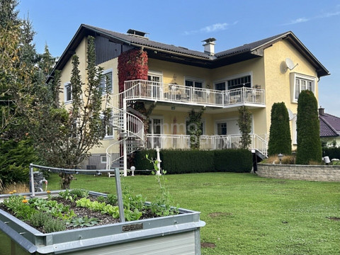 Top-renovierter Wohntraum mit 2000 m² Gartenparadies,Teich und Bachlauf – 9065 Ebenthal in Kärnten