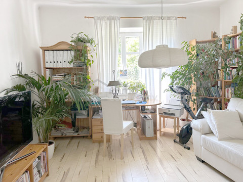Gemütliches kleines Landhaus für Singles oder Paare –  ein Paradies im Grünen – Landhaus mit PV-Anlage nahe Wien – 2560 Berndorf