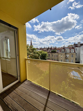 ZUM VERLIEBEN! ENTZÜCKENDE HOFSEITIGE 2-ZIMMER-WOHNUNG IM 3. LIFTSTOCK MIT BALKON - U3-NÄHE – 1160 Wien