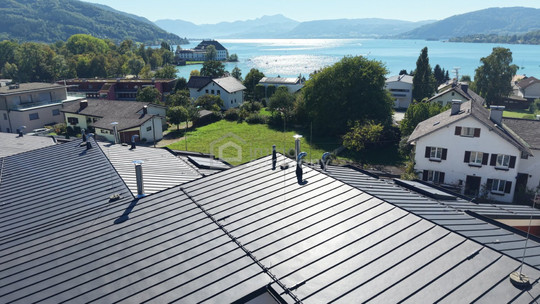 Wunderschöne Wohnung, 5 Zimmer, mit Blick über den glitzernden Attersee, in Seewalchen mit Garten und Sonnenterrasse. – 4863 Seewalchen am Attersee