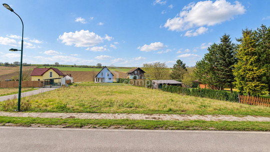 OHNE BAUZWANG: 928 m² Baugrund mit Teilungspotenzial in Poysbrunn – 2161 Poysbrunn