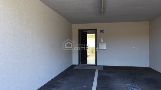 Wunderschöne Wohnung, 5 Zimmer, mit Blick über den glitzernden Attersee, in Seewalchen mit Garten und Sonnenterrasse. – 4863 Seewalchen am Attersee